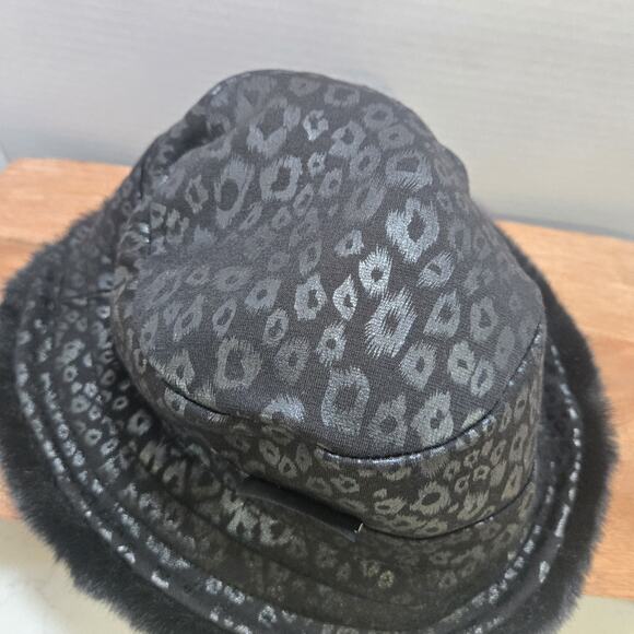 Badgley Mischka Faux‎ Fur Bucket Hat Reversible Leopard Black Womens Winter main image 6